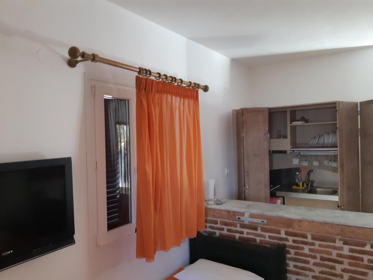Pagali Hotel Ormos Aigialis Esterno foto